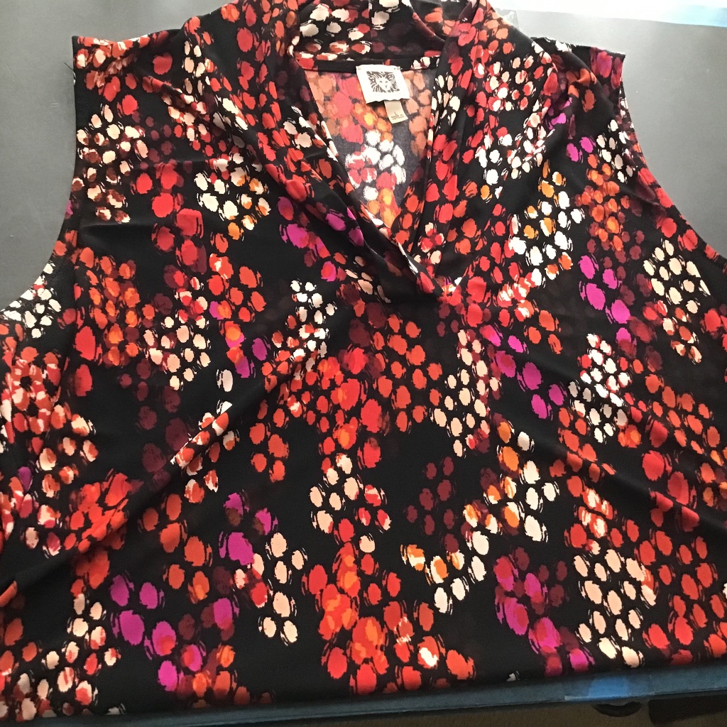 Anne Klein Women’s Sleeveless Blouse